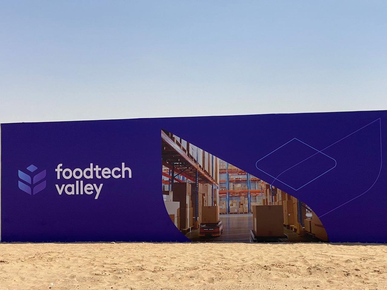 Outdoor Graphics