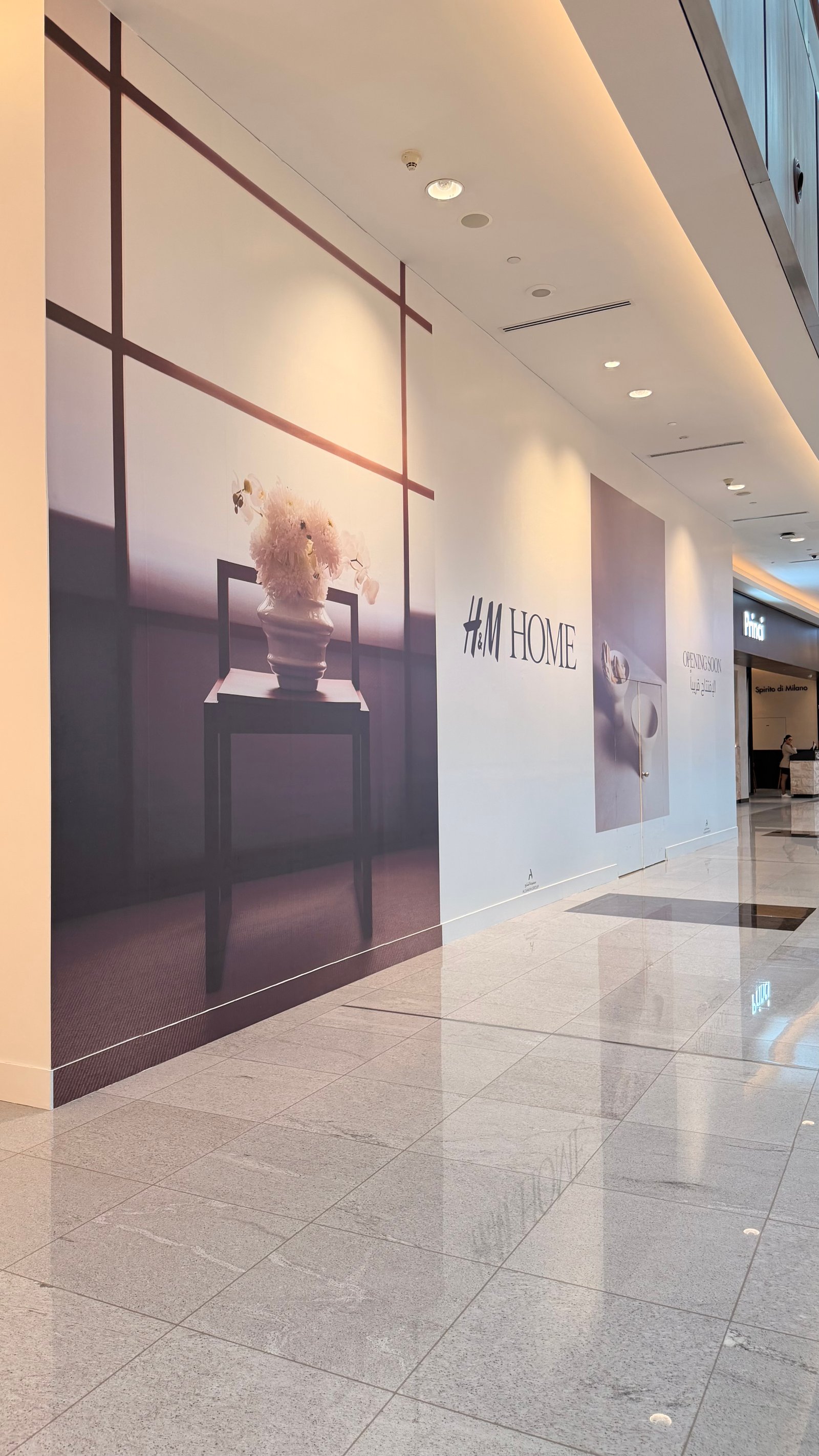 Indoor Graphics