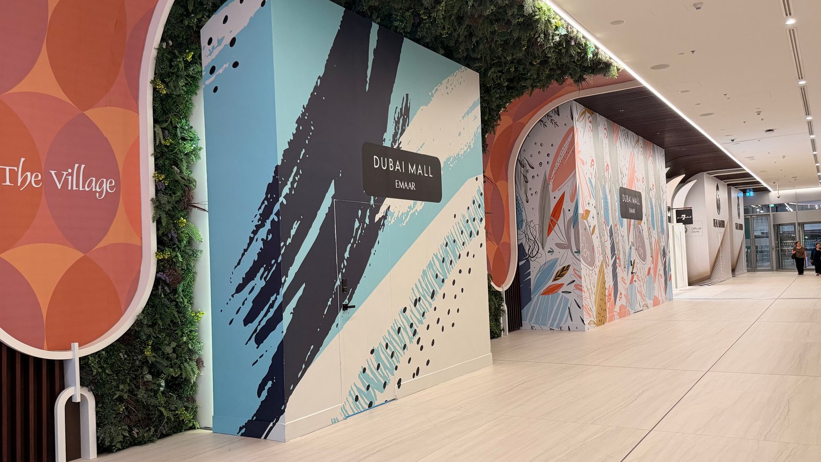 Indoor Graphics