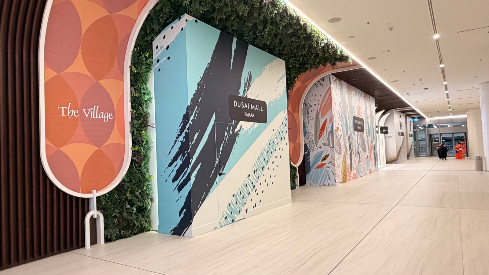 Indoor Graphics